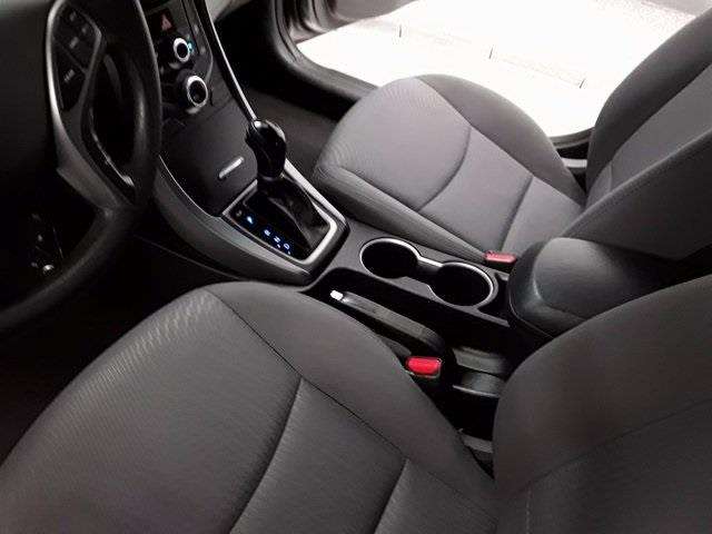 2014 Hyundai Elantra SE 4dr Sedan